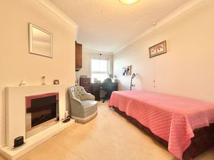 Photo 11- click for photo gallery